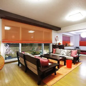 https://akkos-guest-house.sapporo-hotel.com